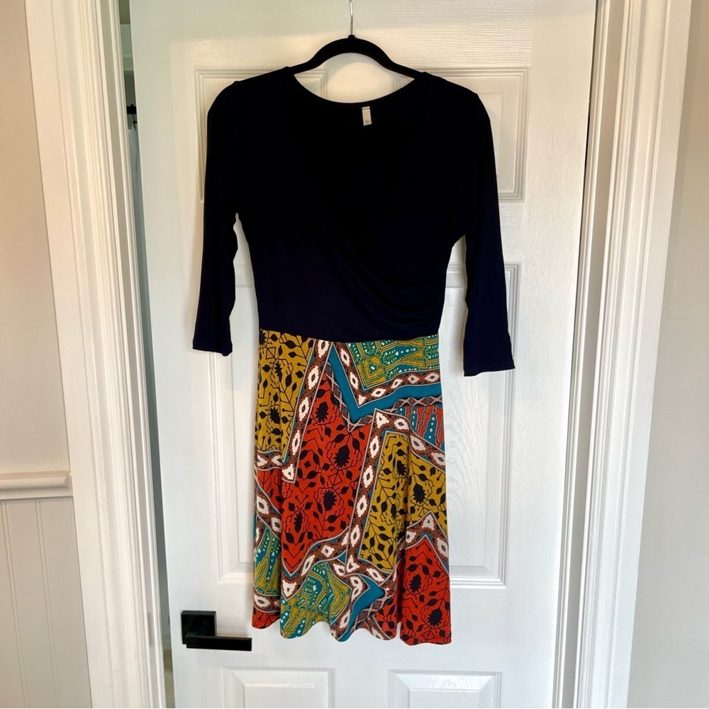 Gilli Navy and Red A-Line Dress with 3/4 Sleeves